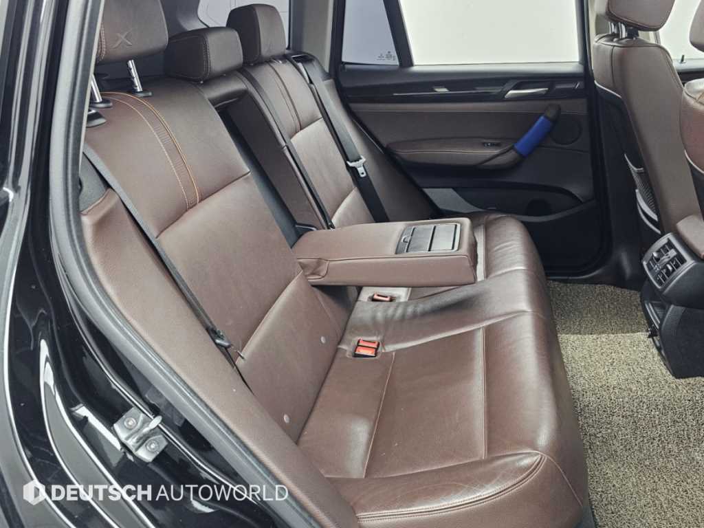 BMW X3 — photo 12