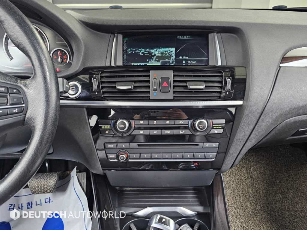 BMW X3 — photo 14