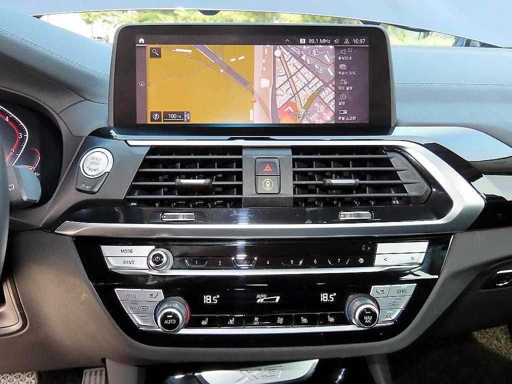 BMW X3 — photo 14