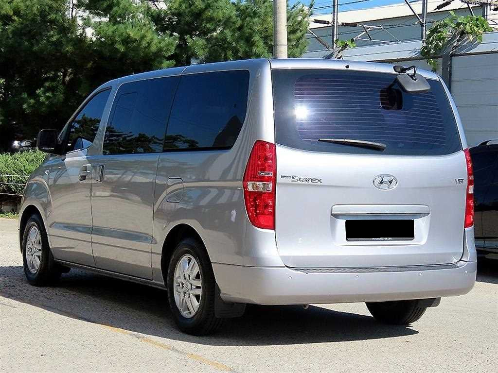 Hyundai Starex — photo 03
