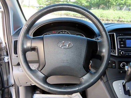 Hyundai Starex — photo 09
