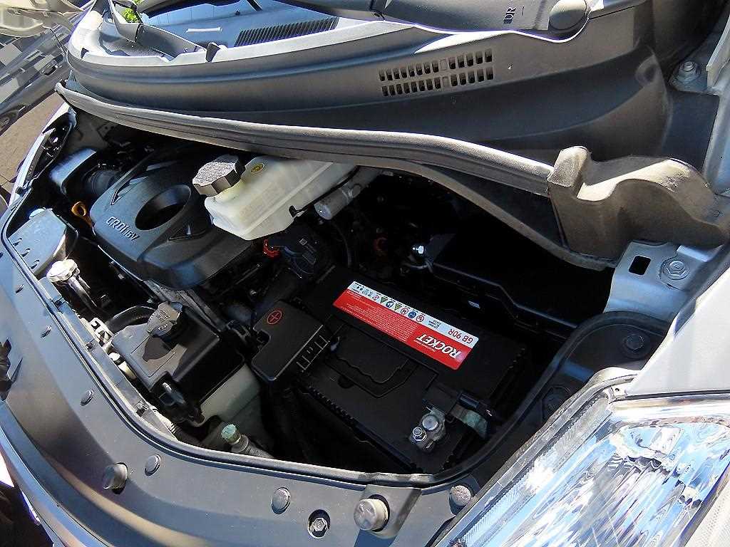 Hyundai Starex — photo 17