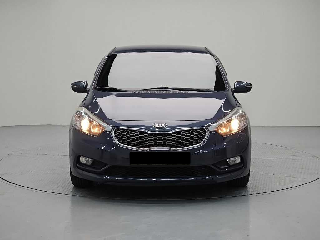 Kia K3 — photo 02