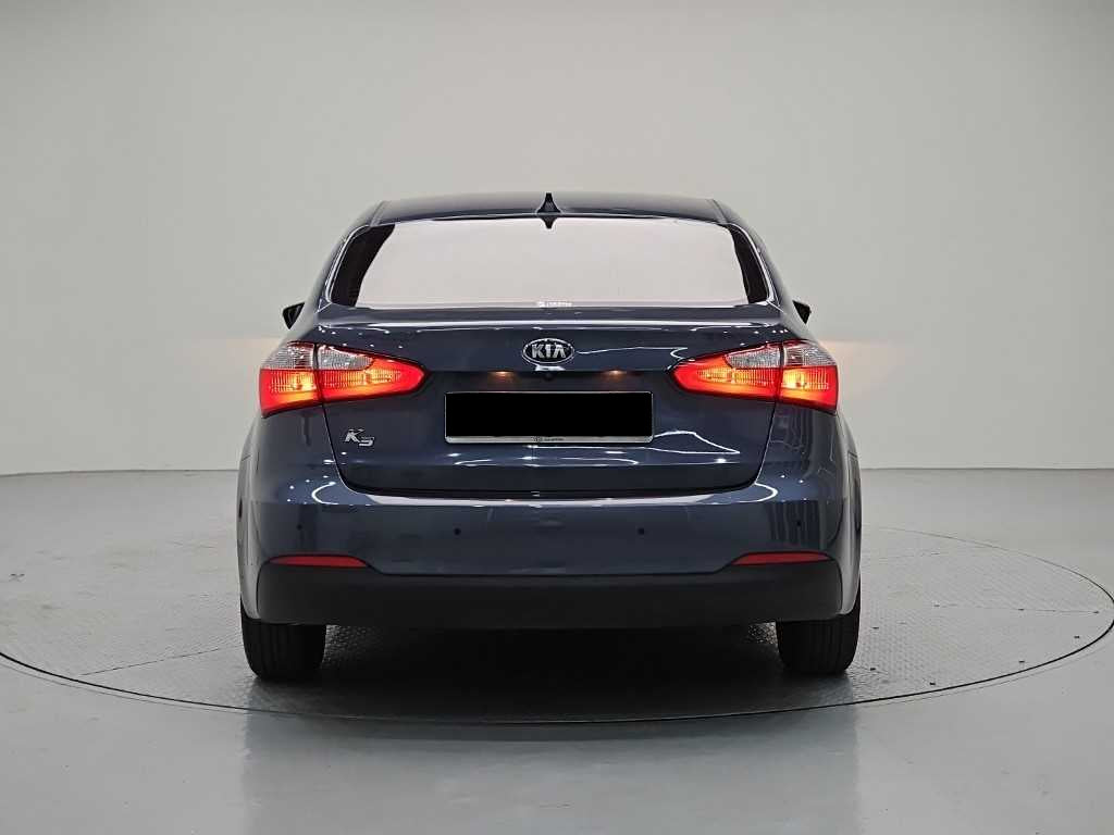 Kia K3 — photo 03