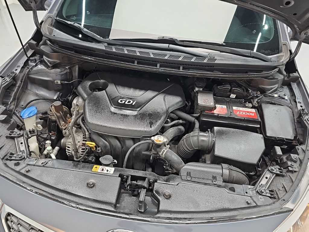 Kia K3 — photo 05