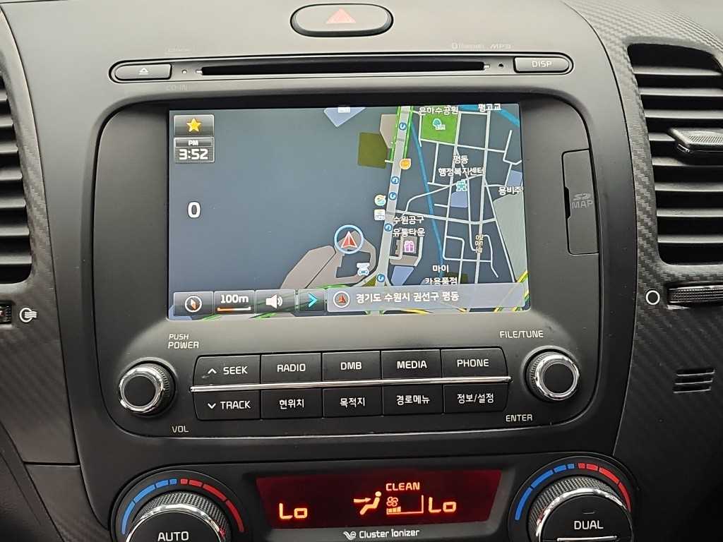 Kia K3 — photo 13
