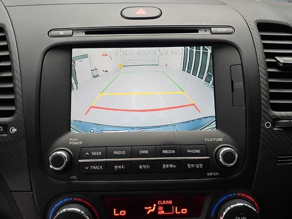 Kia K3 — photo 14