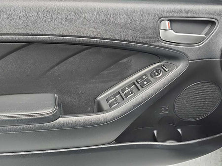Kia K3 — photo 15