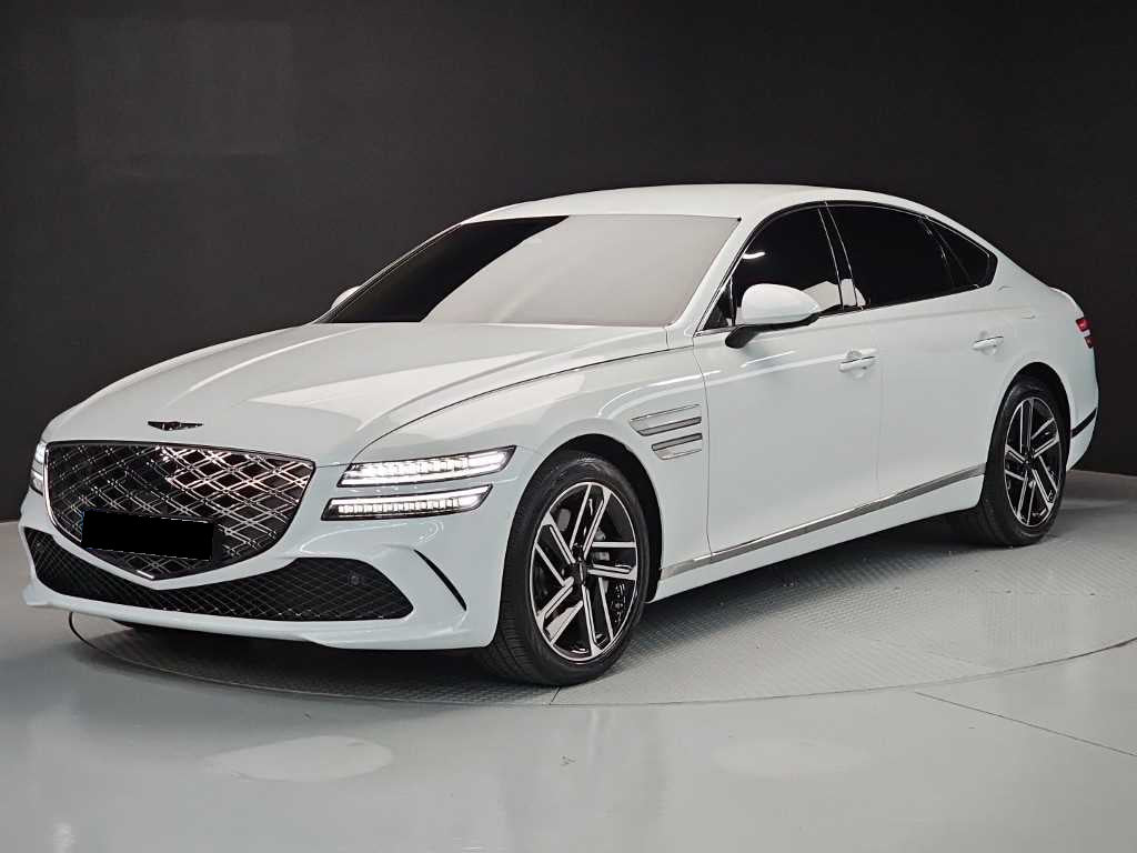 Genesis G80 — photo 01