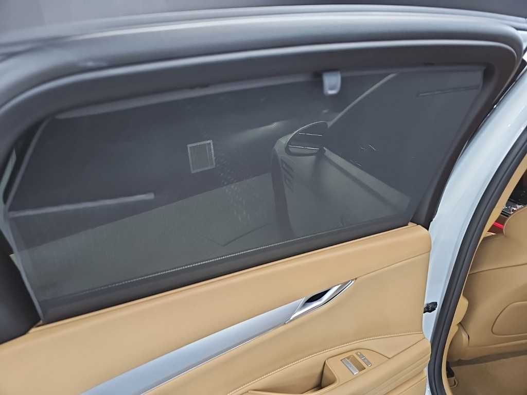 Genesis G80 — photo 13