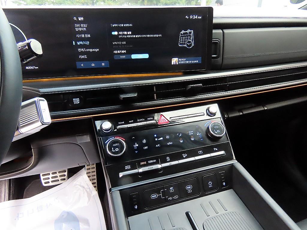 Hyundai Santafe — photo 12