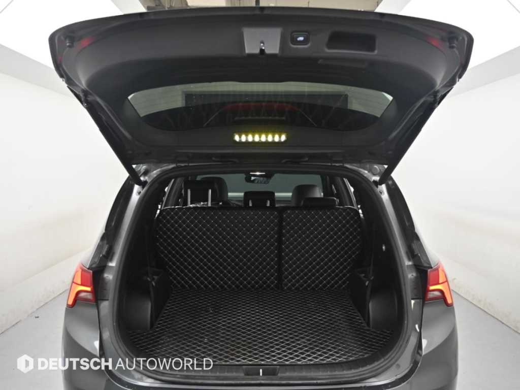 Hyundai Santafe — photo 19