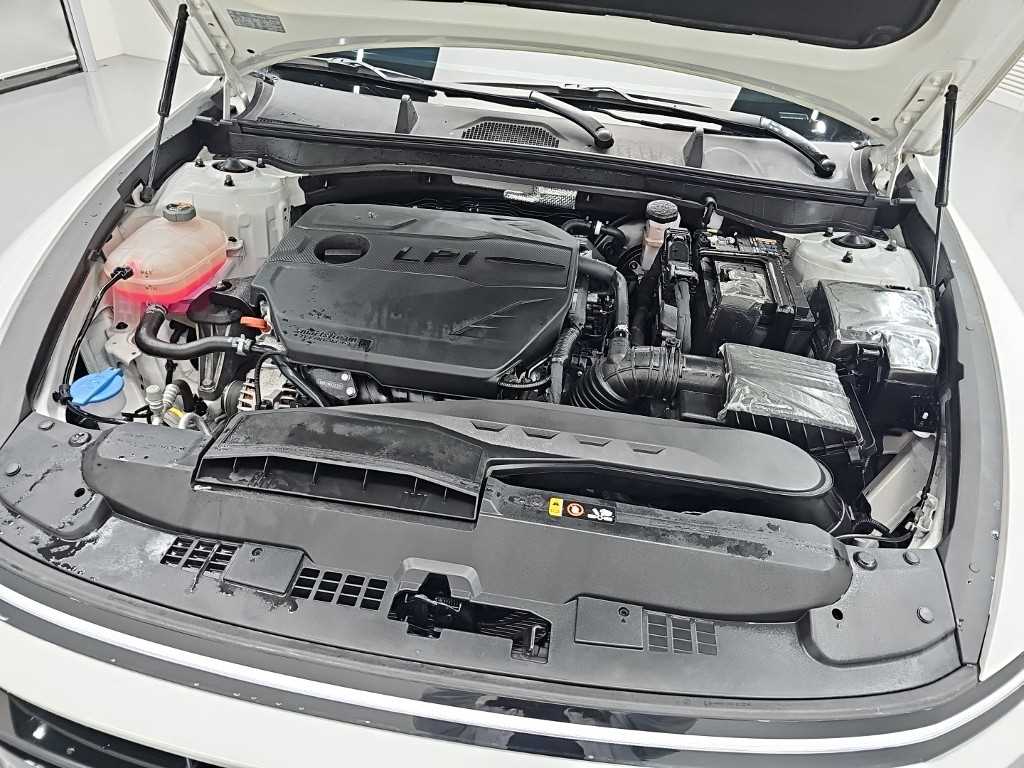Hyundai Sonata — photo 05