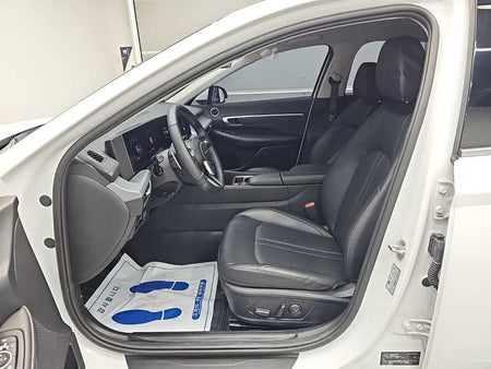 Hyundai Sonata — photo 11