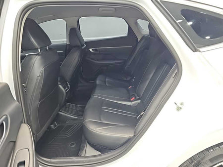 Hyundai Sonata — photo 12