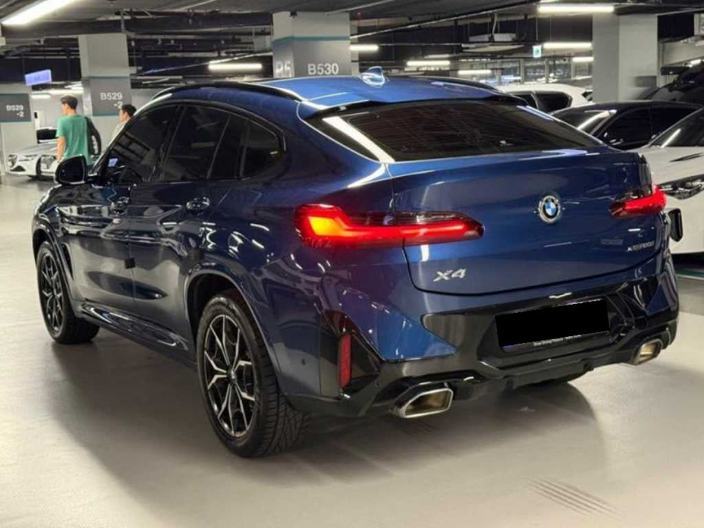 BMW X4 — photo 03