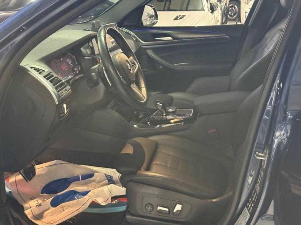 BMW X4 — photo 05