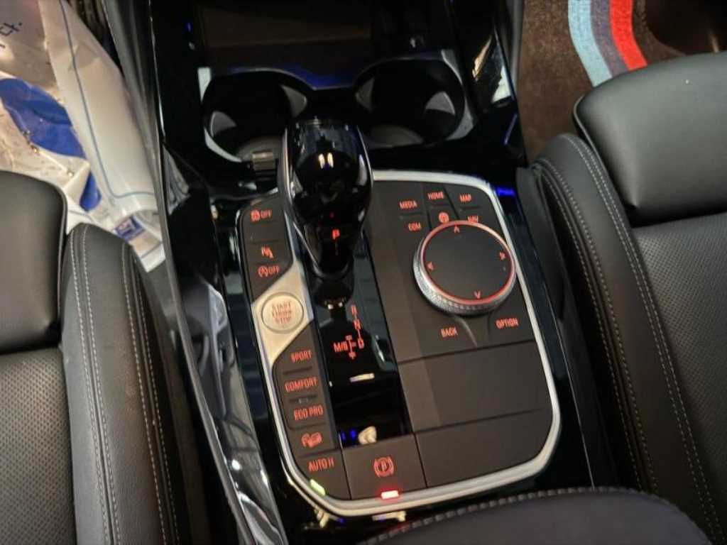 BMW X4 — photo 11