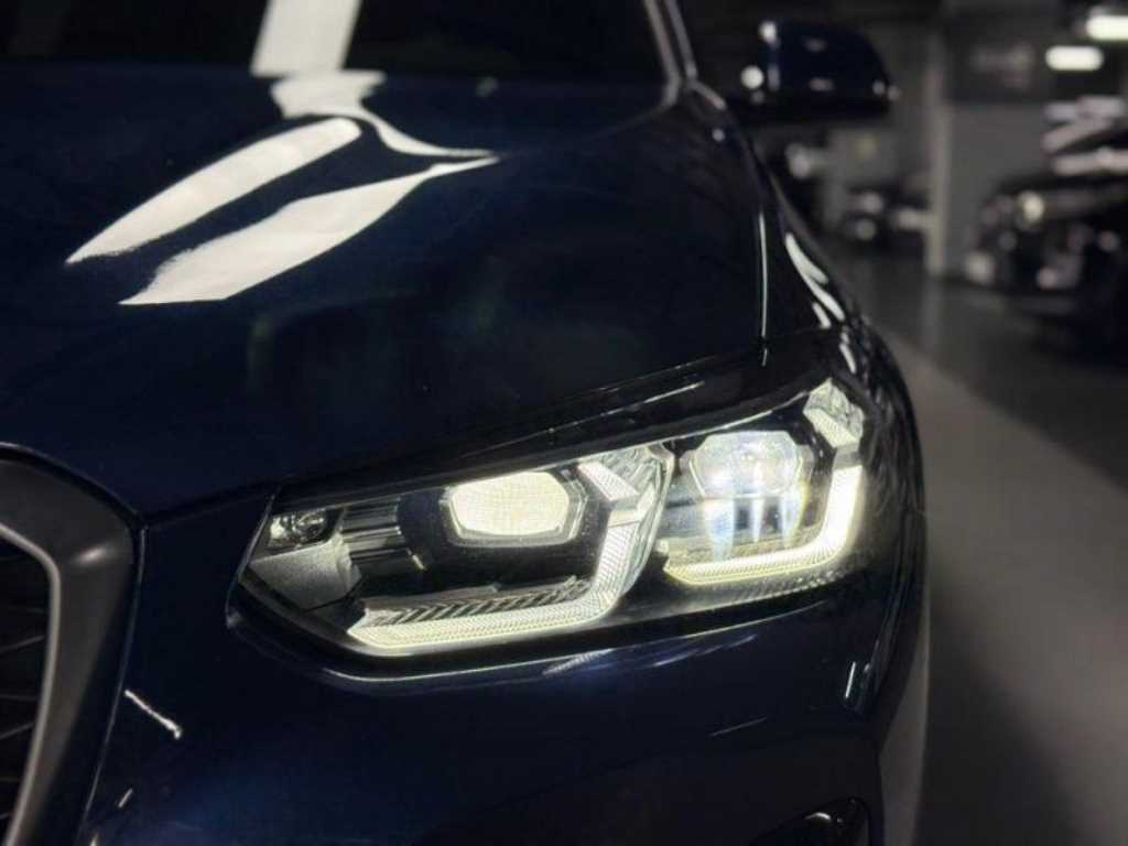 BMW X4 — photo 15