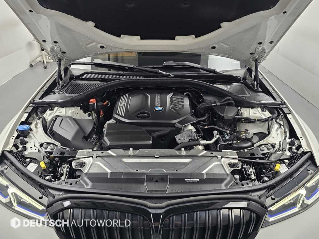 BMW 3-Series — photo 06