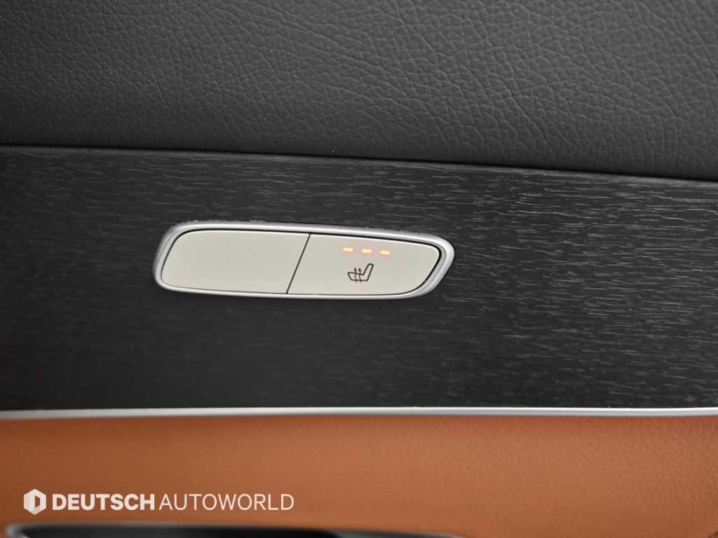 Mercedes-Benz GLC-Class — photo 16