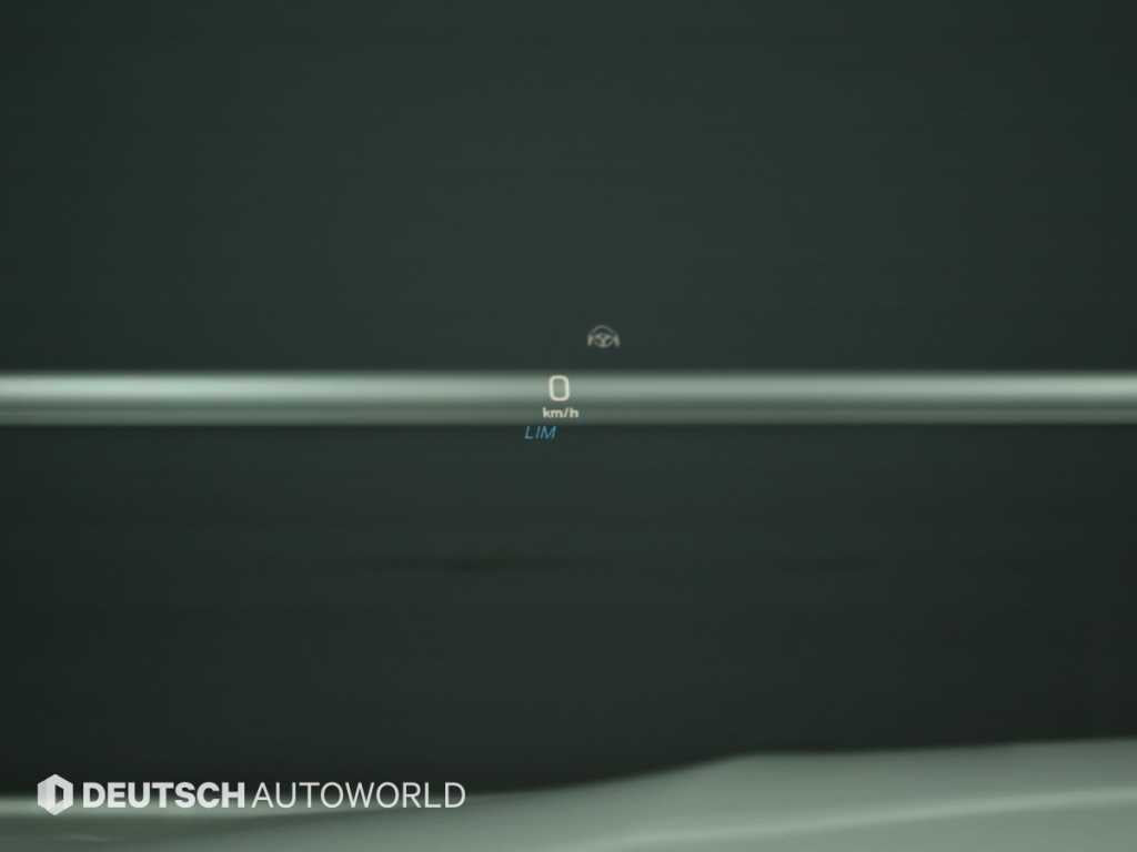 Mercedes-Benz GLC-Class — photo 17