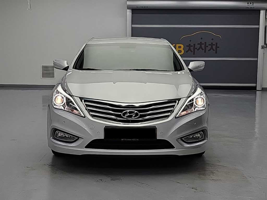 Hyundai Grandeur — photo 02