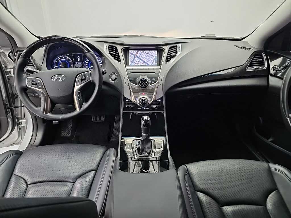 Hyundai Grandeur — photo 07