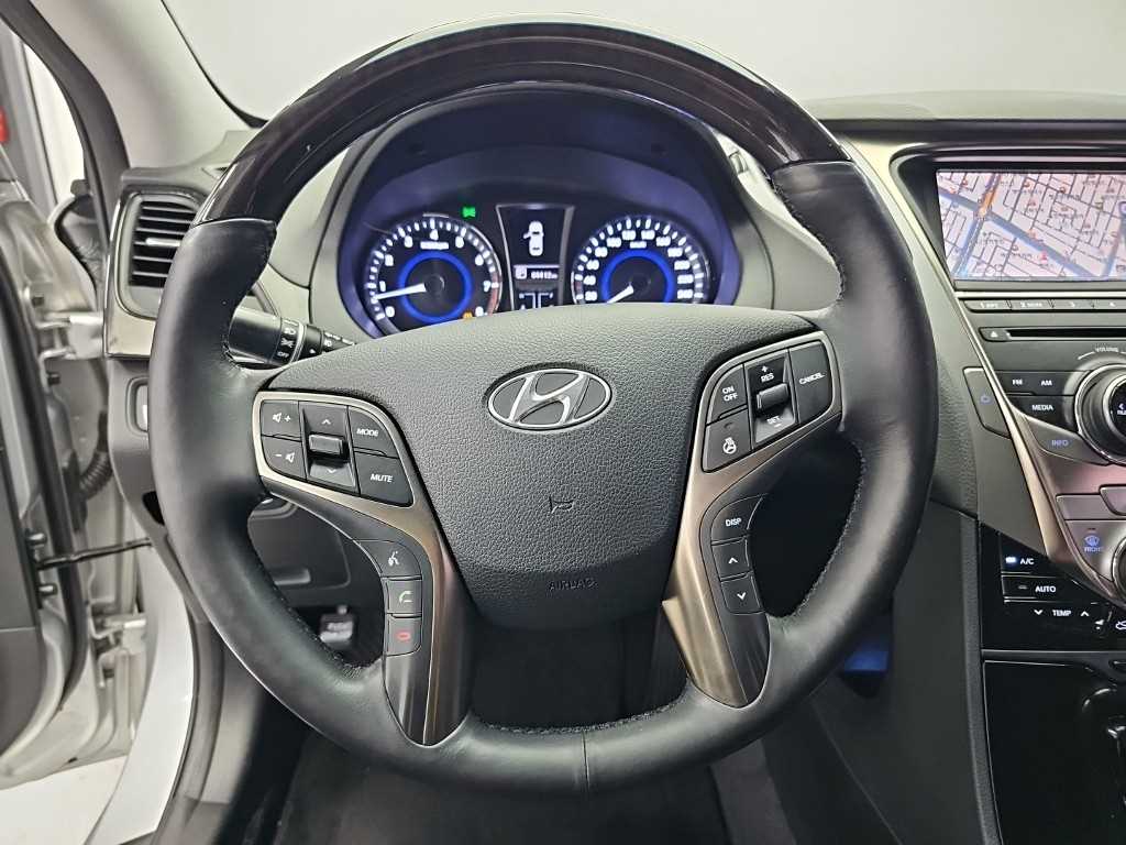 Hyundai Grandeur — photo 09