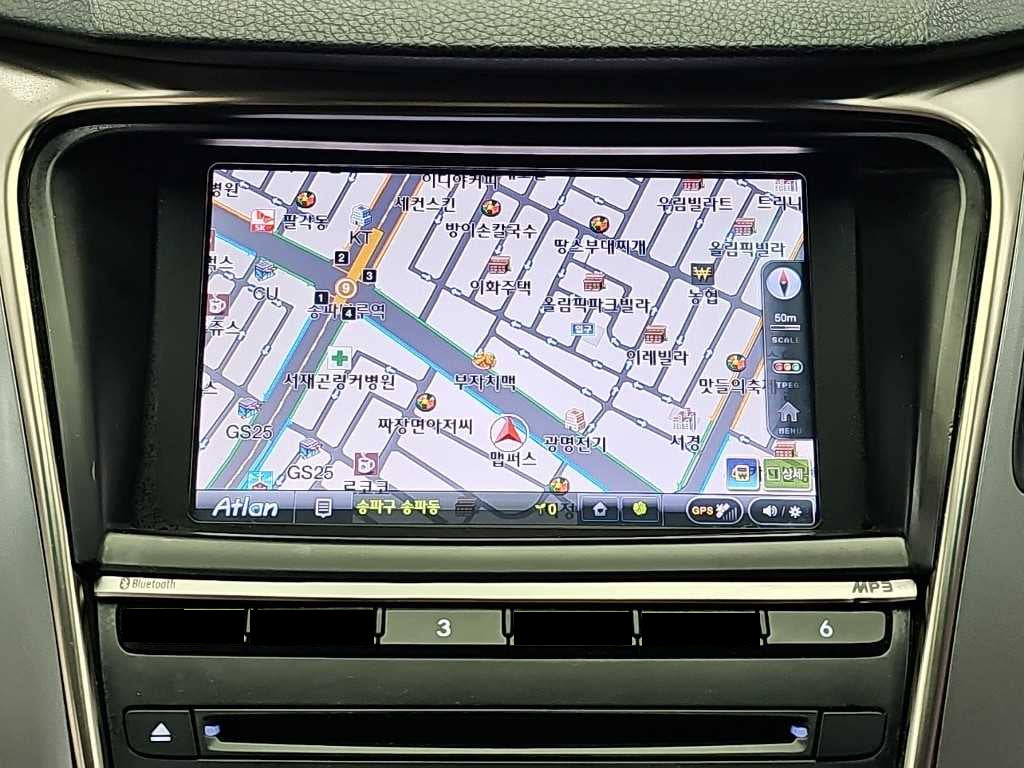 Hyundai Grandeur — photo 15