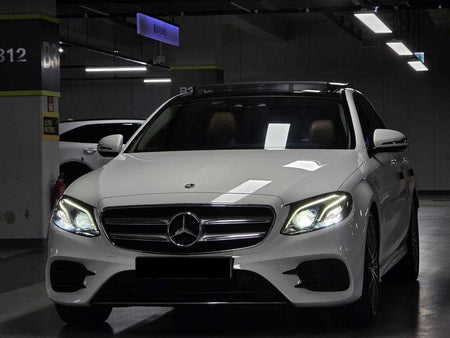 Mercedes-Benz E-Class — photo 01