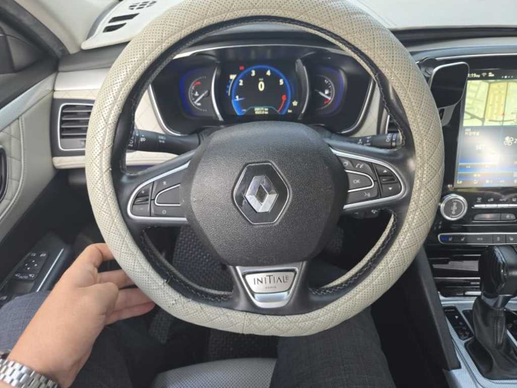 RENAULT SM6 — photo 04