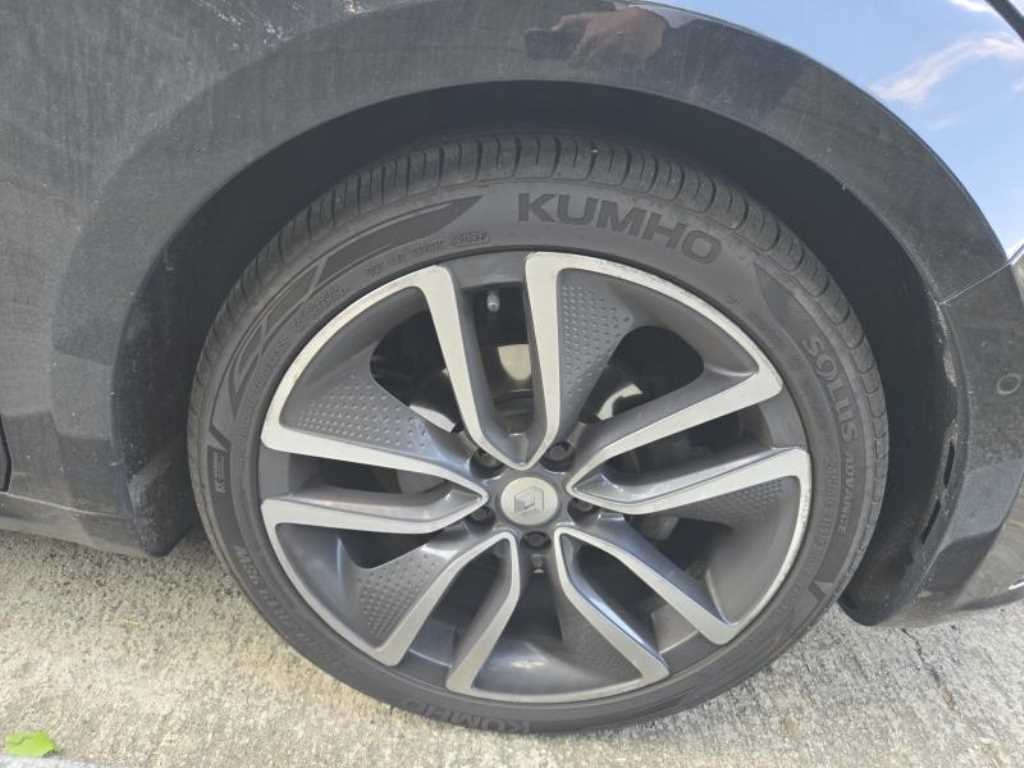 RENAULT SM6 — photo 15