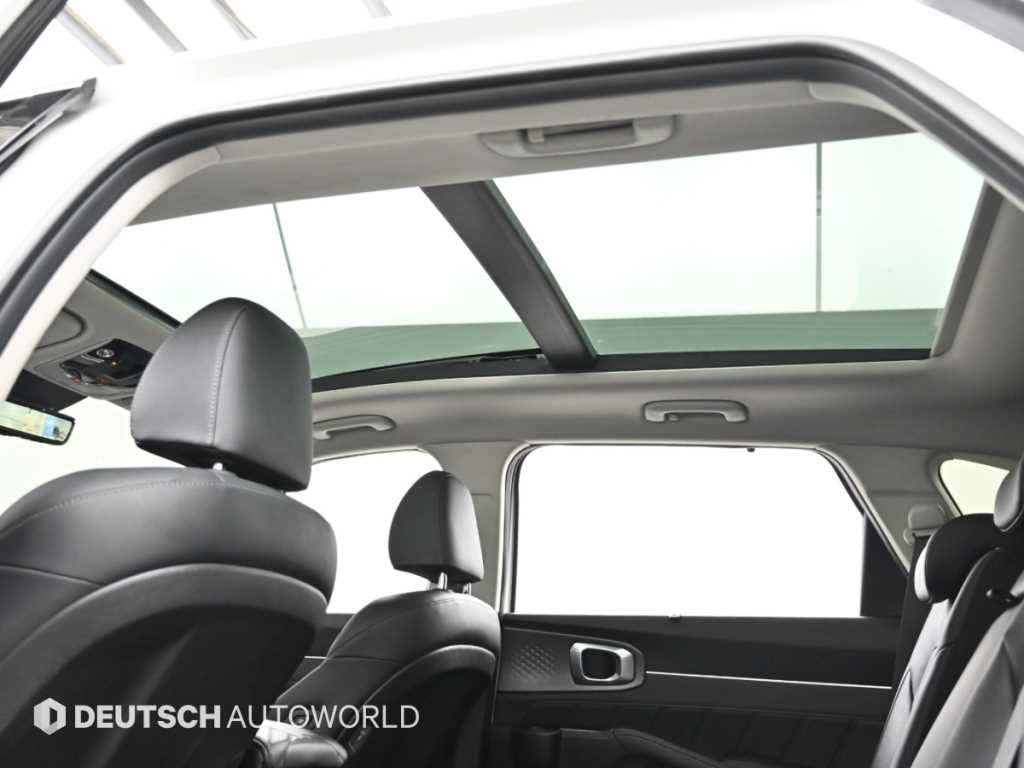 Kia Sorento — photo 18