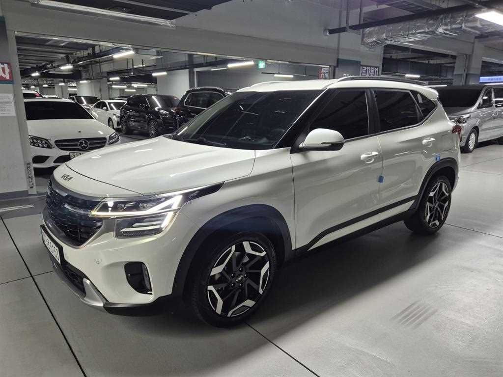 Kia Seltos — photo 02