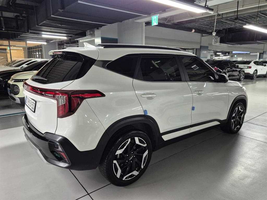Kia Seltos — photo 04
