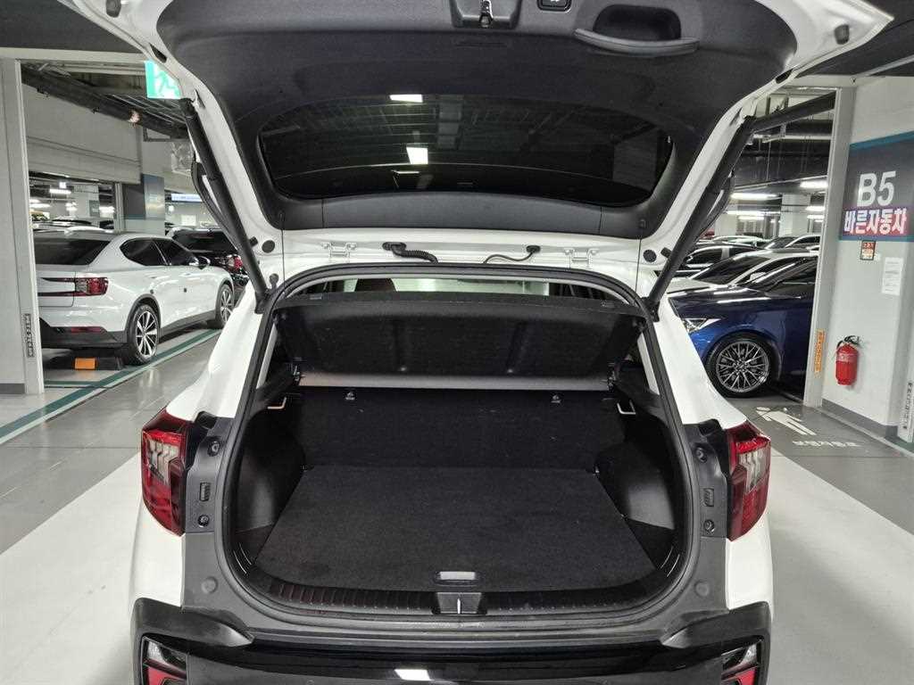 Kia Seltos — photo 05