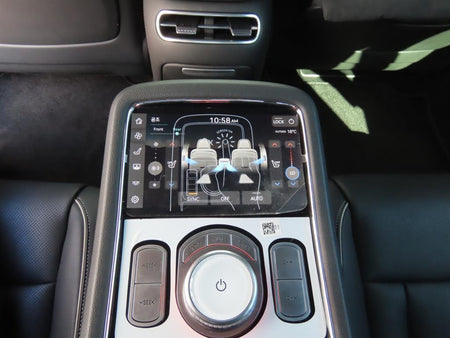 Genesis G90 — photo 08