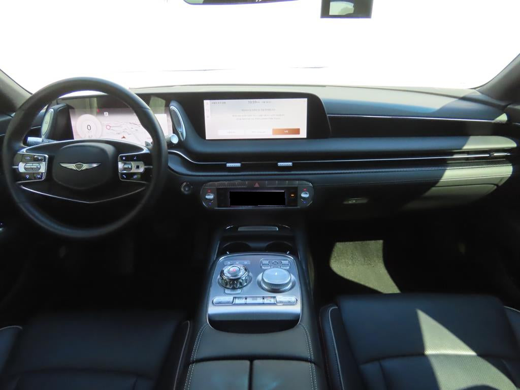 Genesis G90 — photo 09