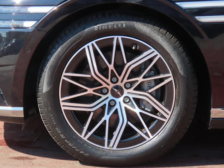 Genesis G90 — photo 20