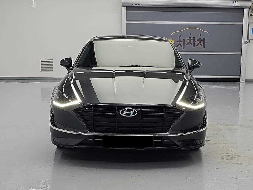 Hyundai Sonata — photo 02