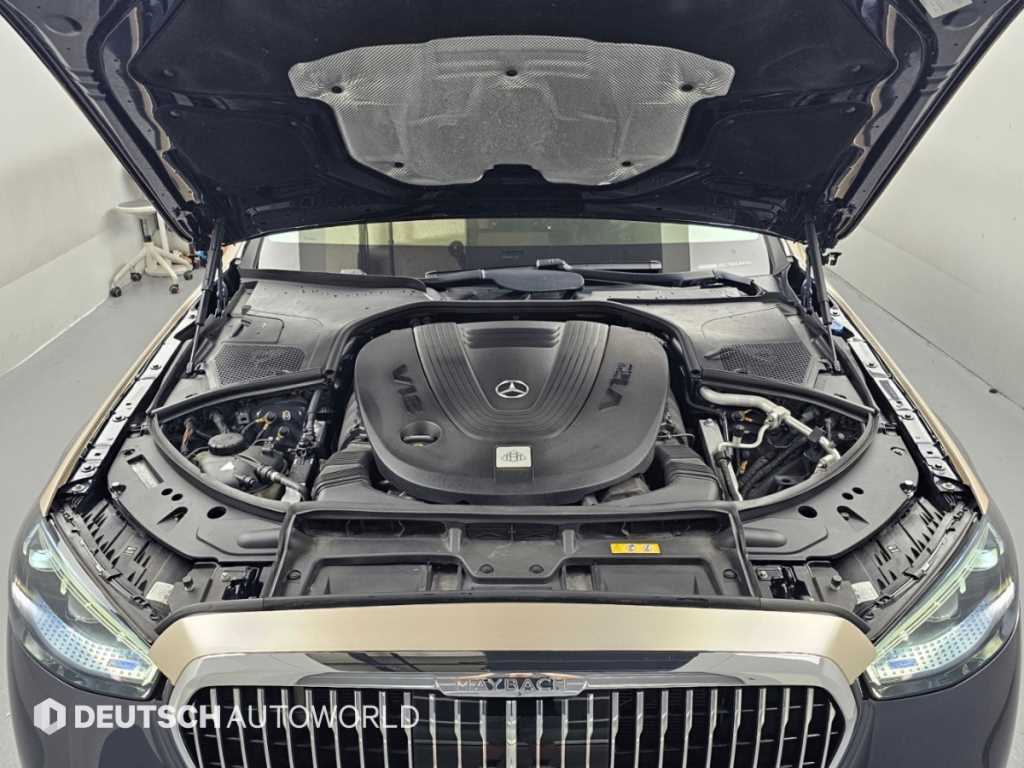 Mercedes-Benz S-Class — photo 06