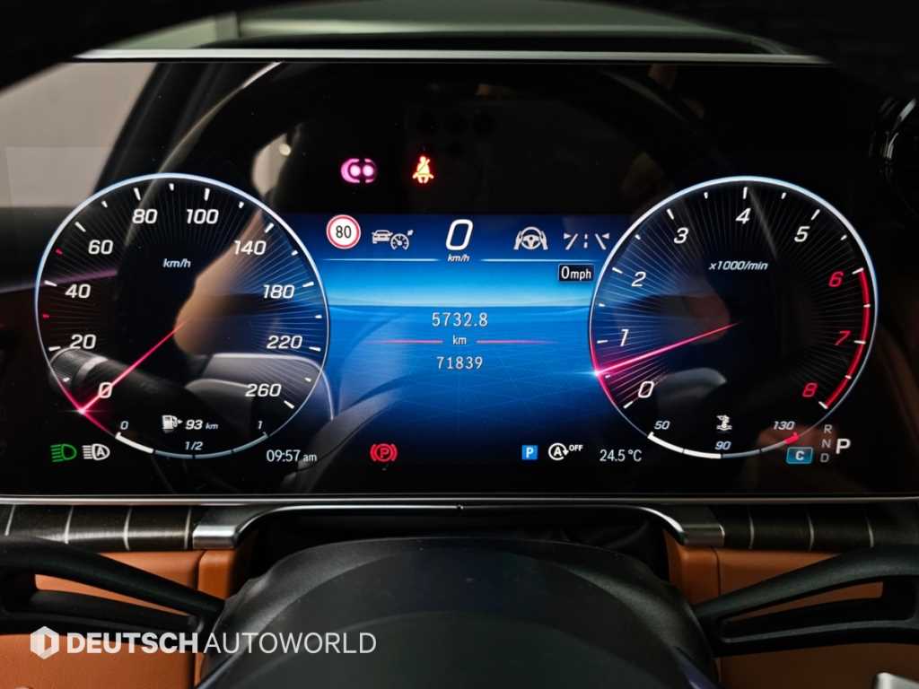 Mercedes-Benz S-Class — photo 08