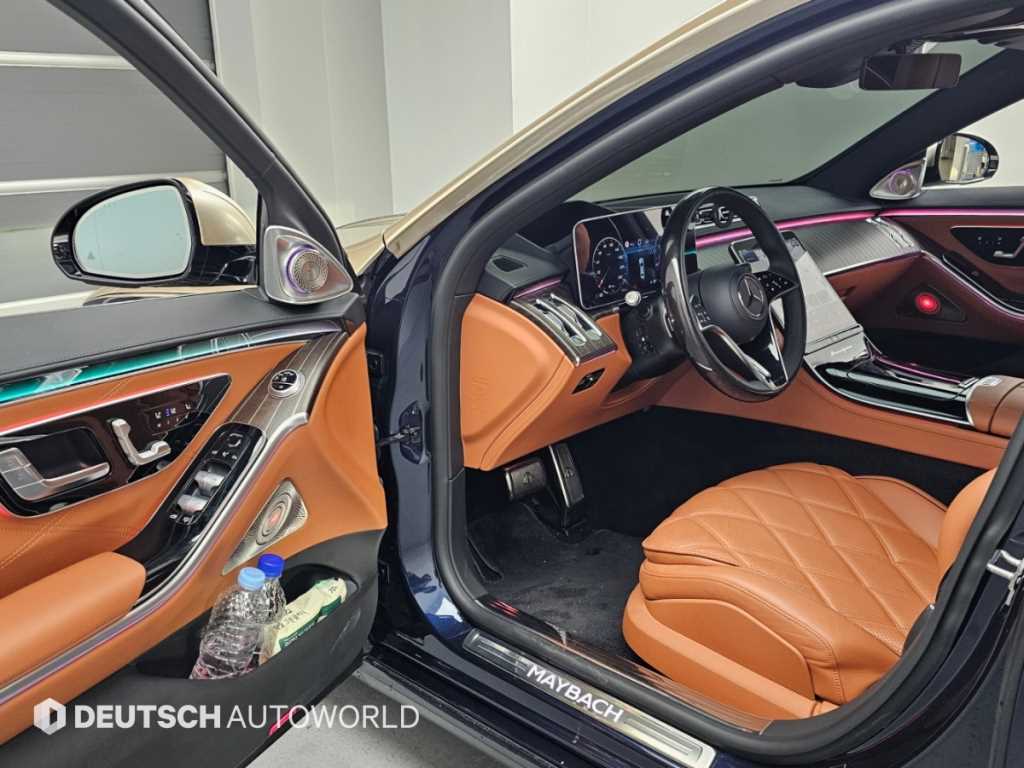Mercedes-Benz S-Class — photo 11
