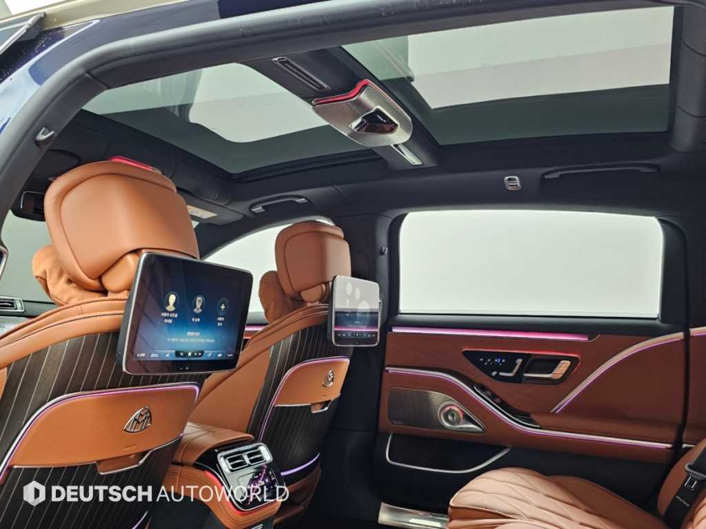 Mercedes-Benz S-Class — photo 19