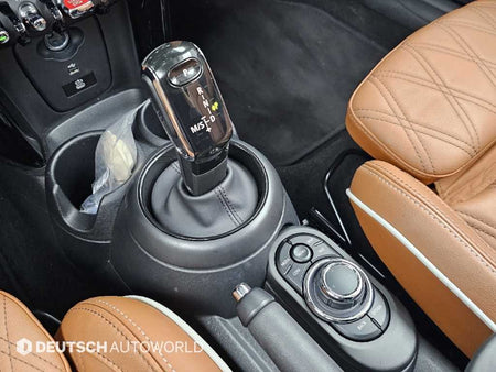 Mini Cooper Convertible — photo 09