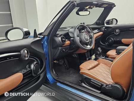 Mini Cooper Convertible — photo 11