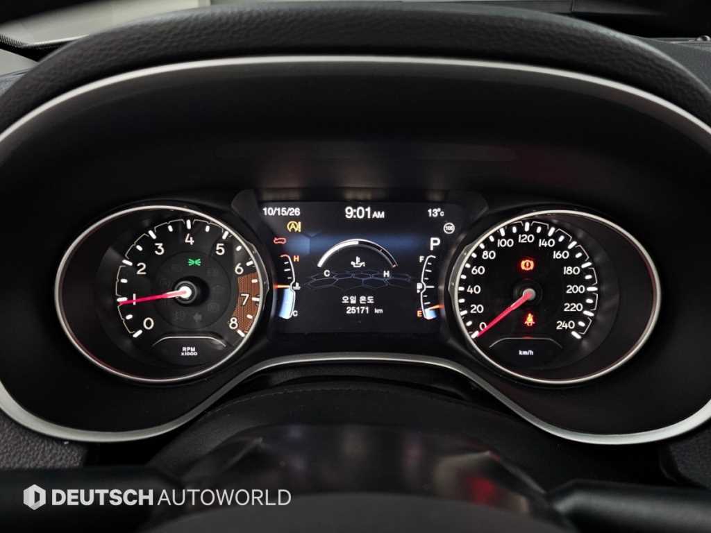 Jeep Compass — photo 08
