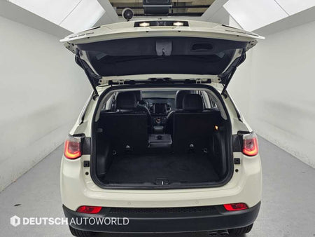 Jeep Compass — photo 19