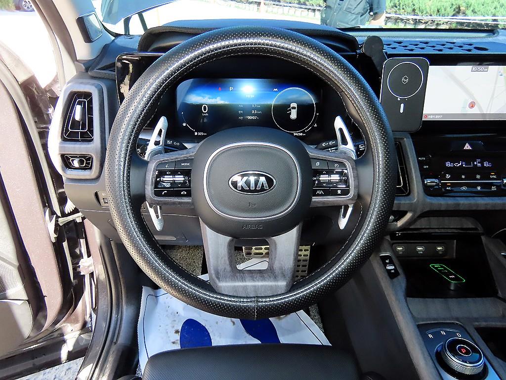 Kia Sorento — photo 08